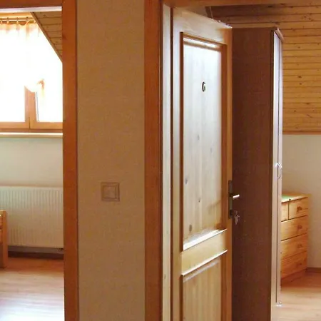 Rekreacny Dom Pod Dedovou Oszczadnica