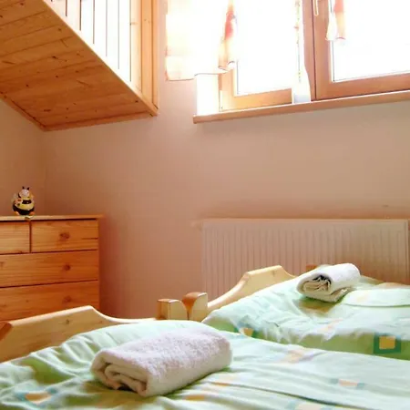 Rekreacny Dom Pod Dedovou Guest house *