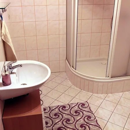 Rekreacny Dom Pod Dedovou Pensjonat 3*